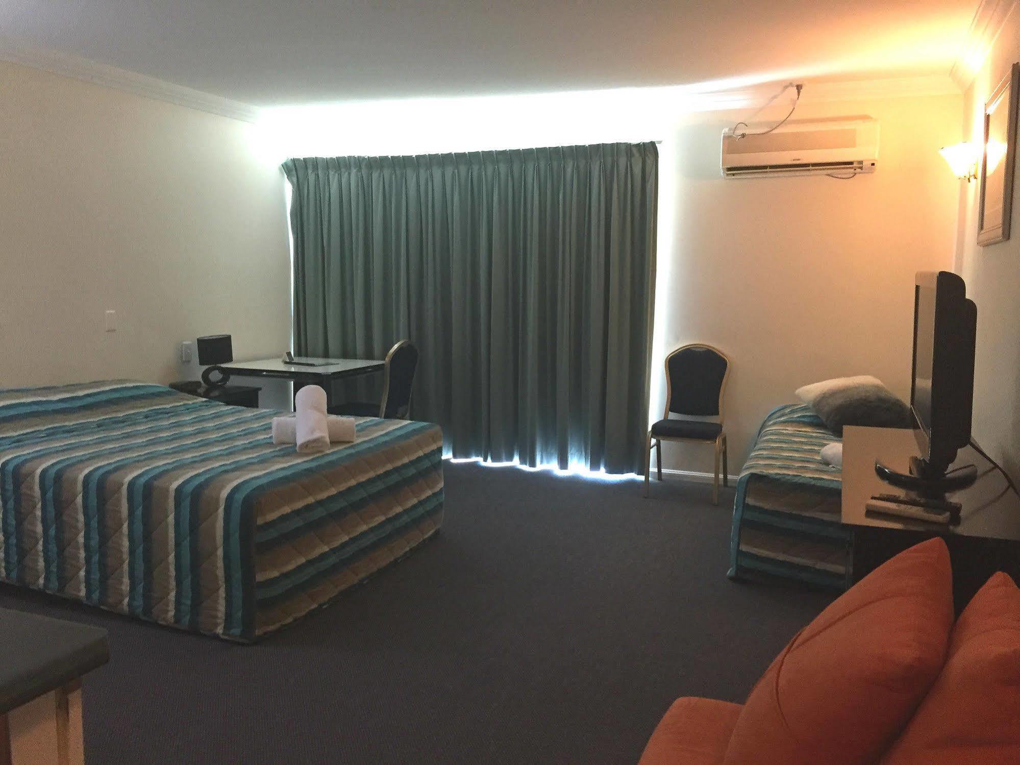 Comfort Hotel Pacific Cleveland Zewnętrze zdjęcie